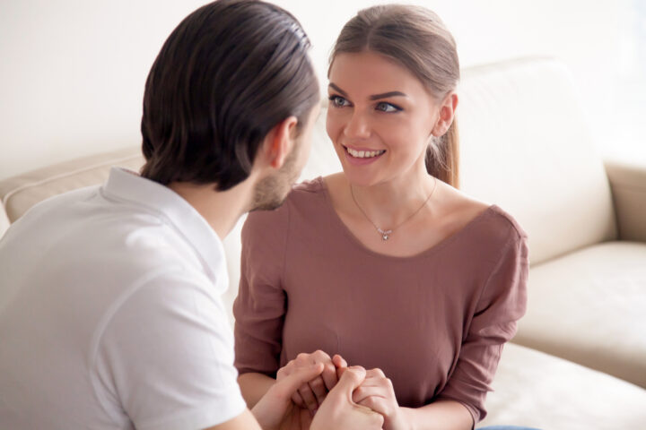 両想いだけど付き合えない！既婚者の彼を好きになった時の対処法は？